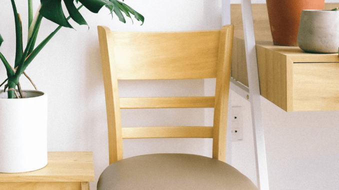 Cómo tapizar una silla de madera sin sacar el asiento