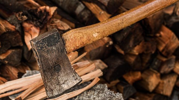 herramientas para cortar madera